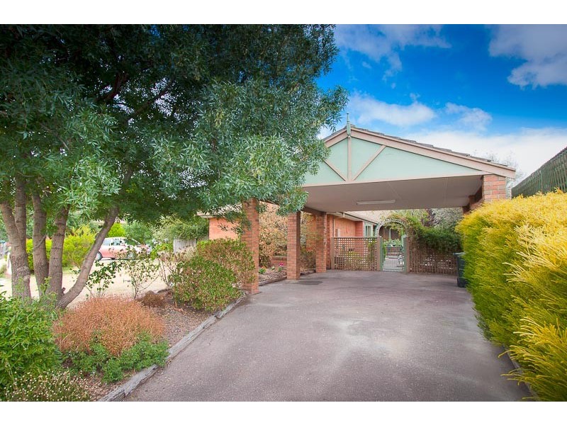 4 Gorton Court, Sunbury VIC 3429