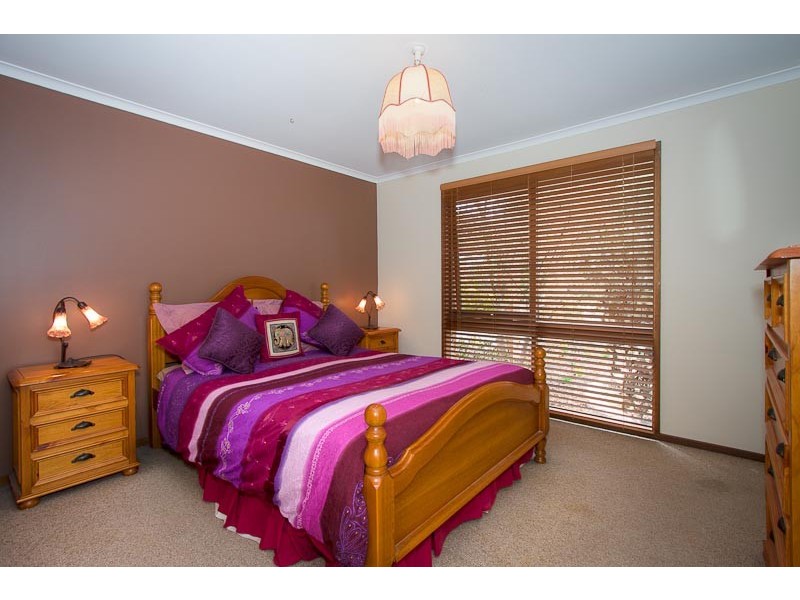 4 Gorton Court, Sunbury VIC 3429
