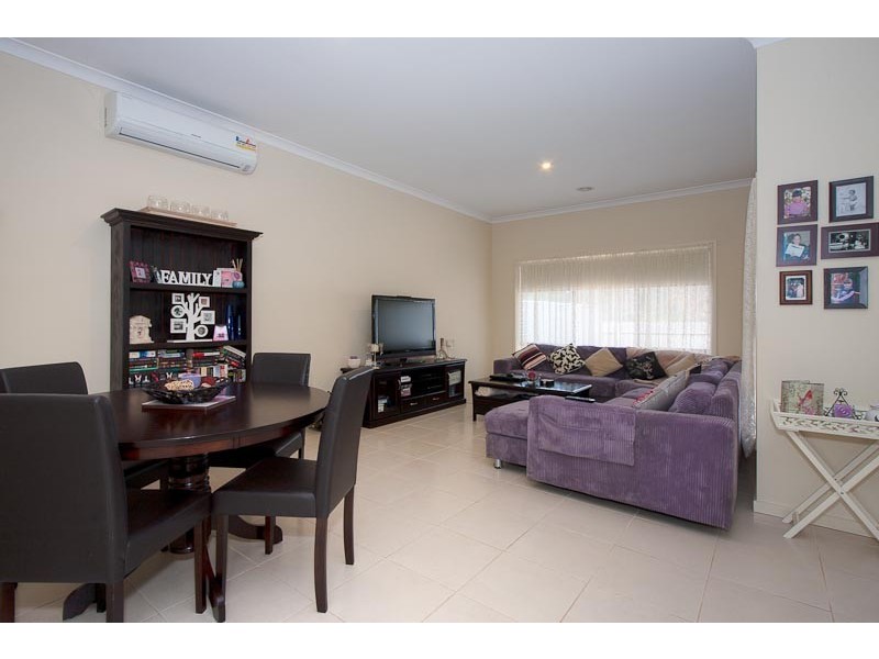 36 Baggygreen Street, Sunbury VIC 3429