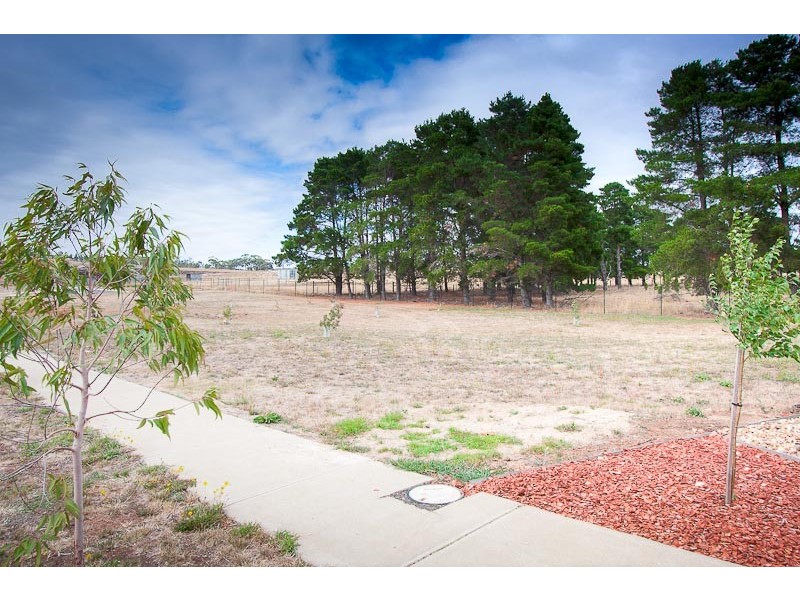 36 Baggygreen Street, Sunbury VIC 3429