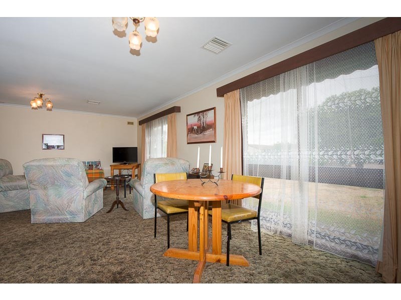 6 Mullock Road, Diggers Rest VIC 3427