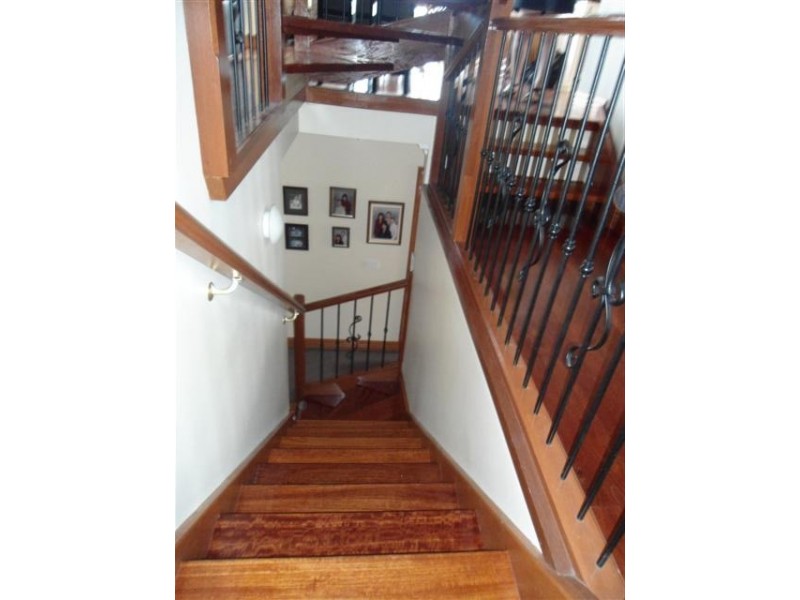 6 MARSHALL CLOSE, Sunbury VIC 3429