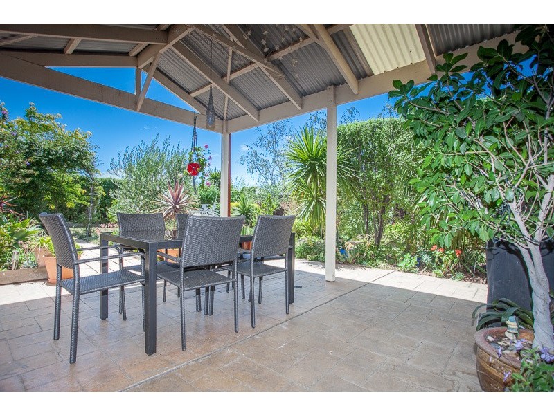 17 Semillon Crt, Sunbury VIC 3429