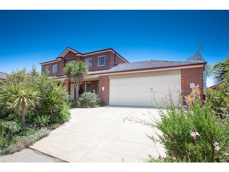 17 Semillon Crt, Sunbury VIC 3429