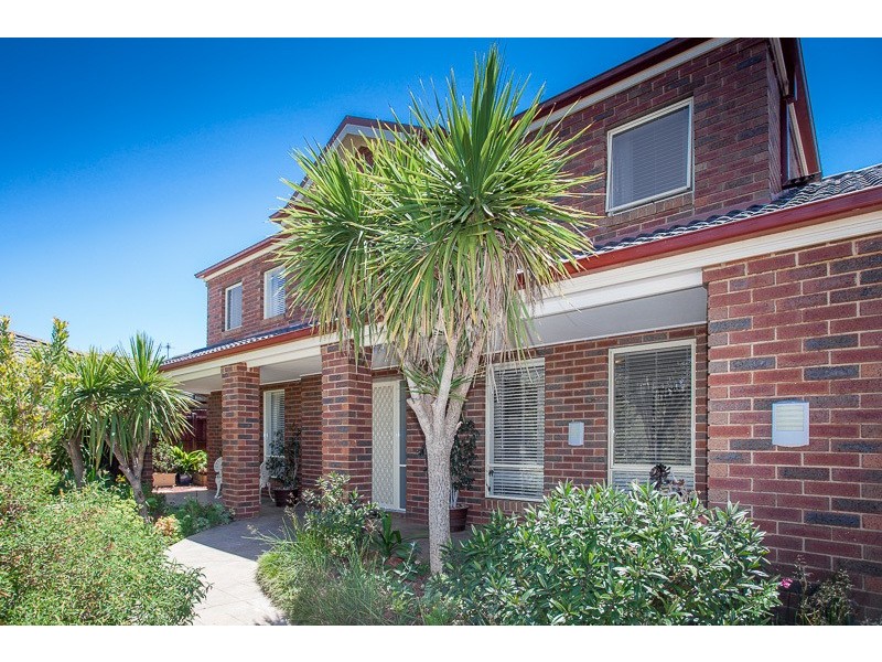 17 Semillon Crt, Sunbury VIC 3429