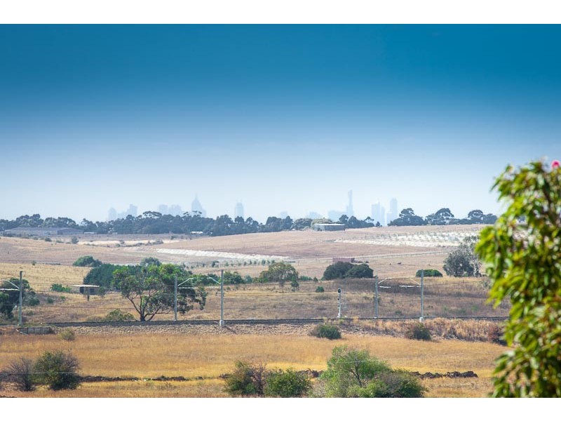 28 Backhaus Avenue, Sunbury VIC 3429