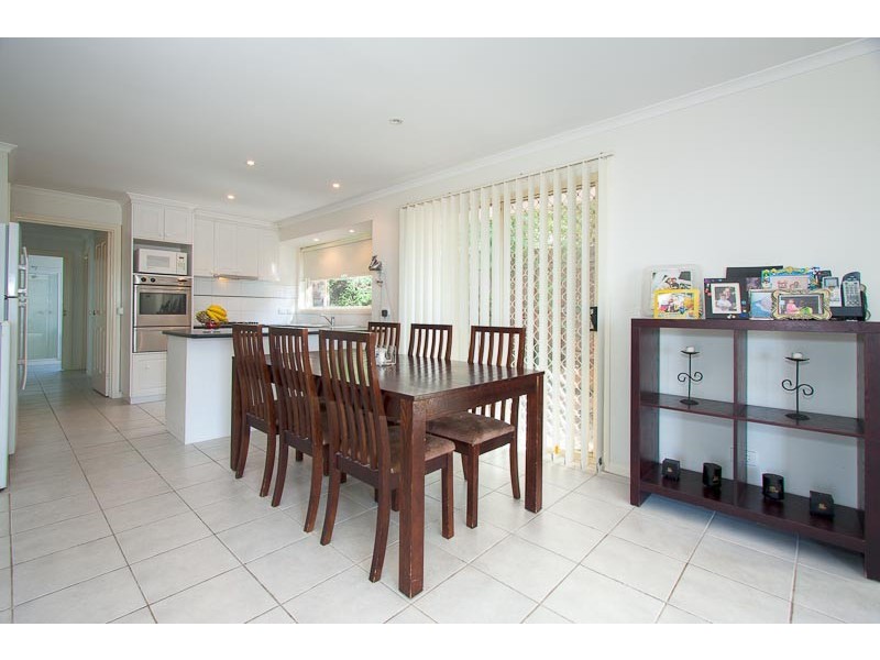 28 Backhaus Avenue, Sunbury VIC 3429