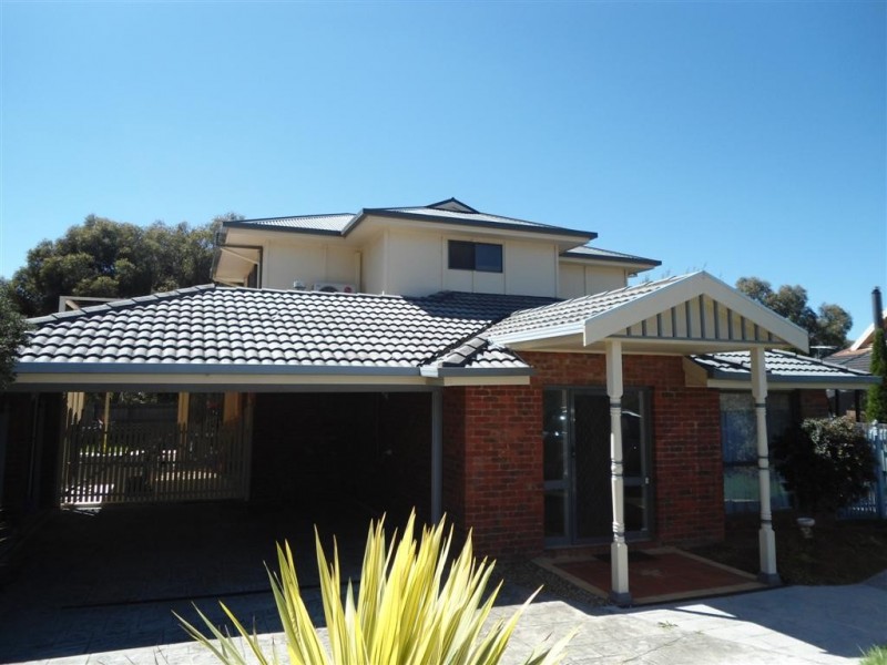 8 Dawn Court, Sunbury VIC 3429