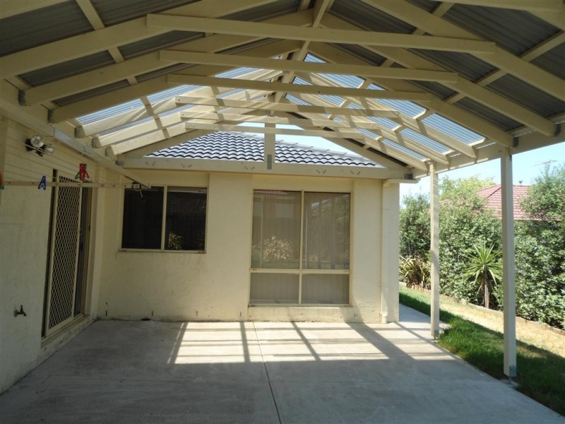 3 HIGGS CIRCUIT, Sunbury VIC 3429