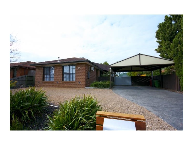 22 Ervine Close, Sunbury VIC 3429