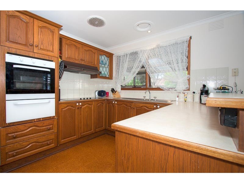 22 Ervine Close, Sunbury VIC 3429