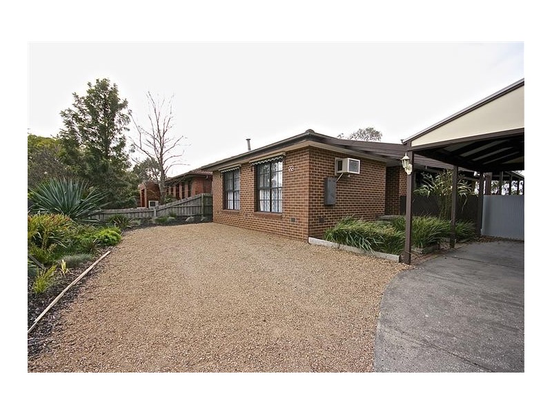 22 Ervine Close, Sunbury VIC 3429