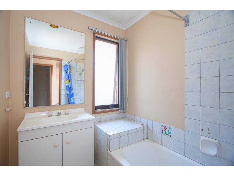 25 Dyson Drive, Sunbury VIC 3429