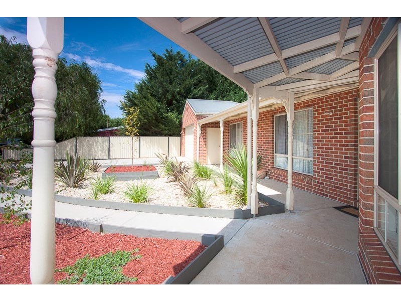 3 Shaw Drive, Romsey VIC 3434