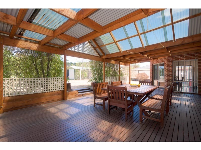 3 Shaw Drive, Romsey VIC 3434