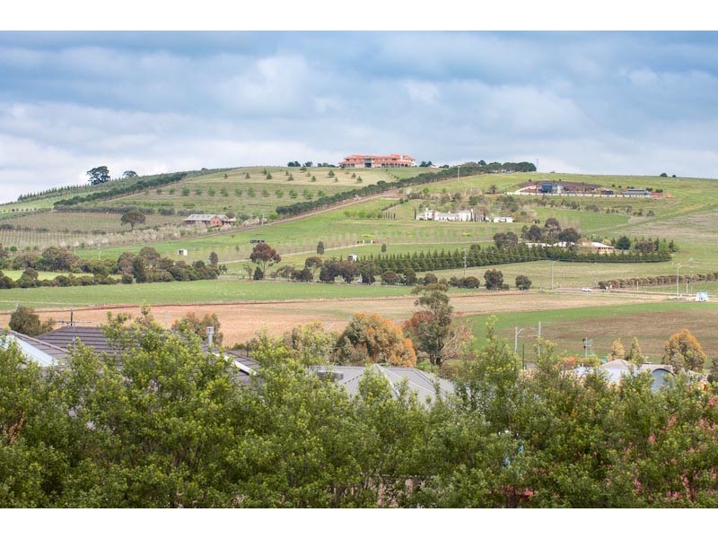 56 Watersprite Boulevard, Sunbury VIC 3429