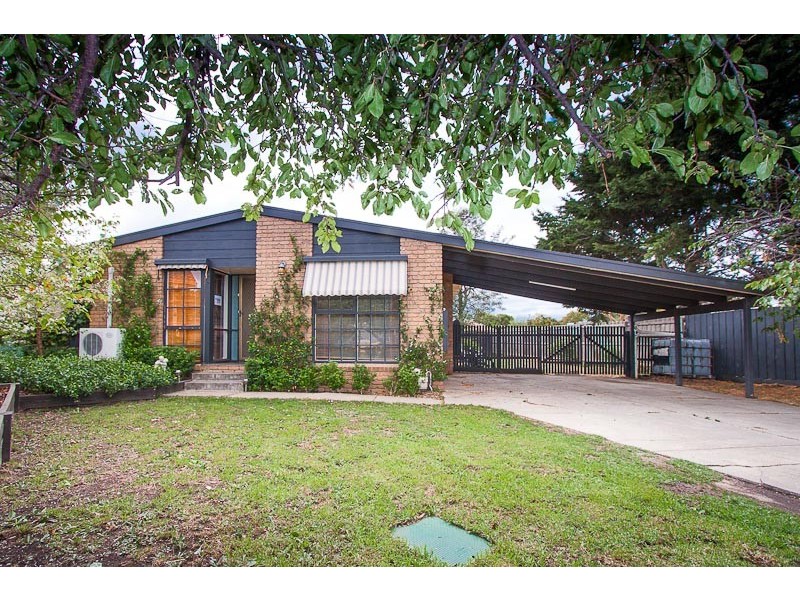 2 Laurel Court, Sunbury VIC 3429