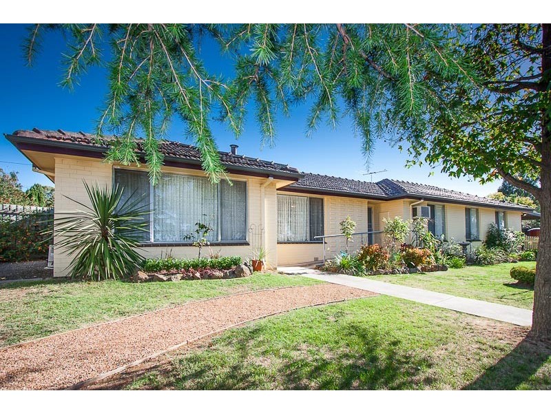 28 Ruthven Street, Sunbury VIC 3429