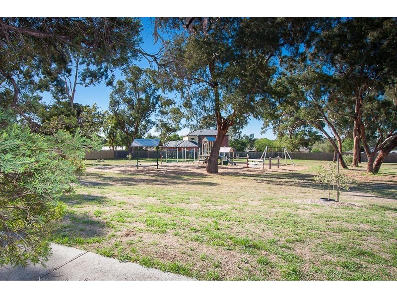 28 Ruthven Street, Sunbury VIC 3429