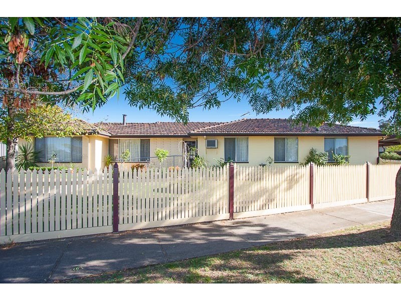 28 Ruthven Street, Sunbury VIC 3429