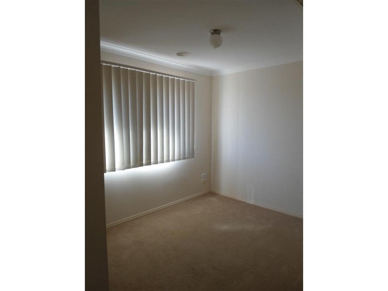 17 POSSUMTAIL RUN, Sunbury VIC 3429