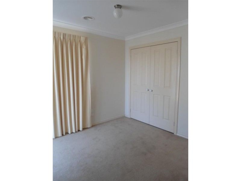 17 POSSUMTAIL RUN, Sunbury VIC 3429