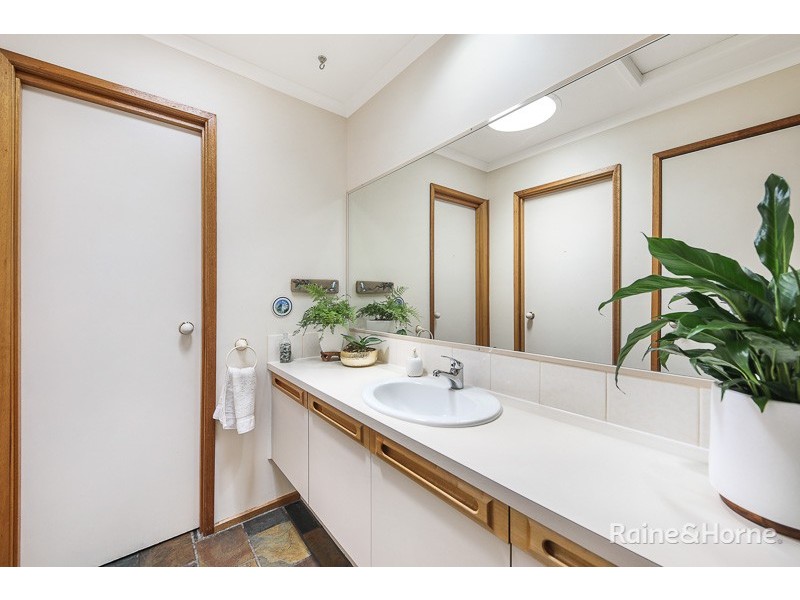 26 Woodstock close, Sunbury VIC 3429