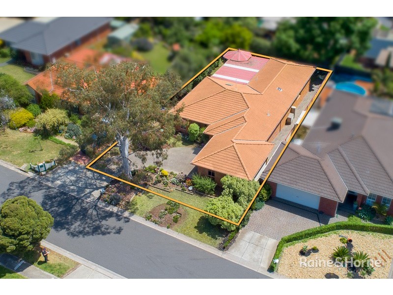 26 Woodstock close, Sunbury VIC 3429
