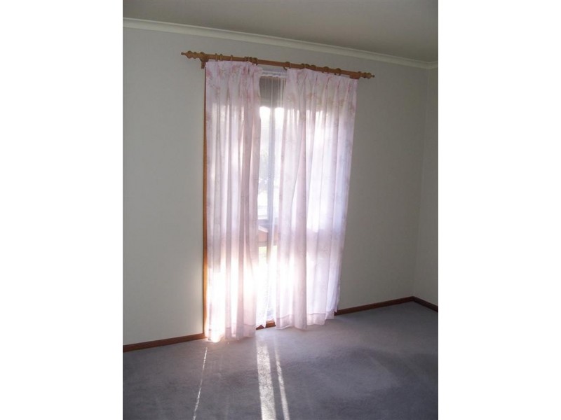 1 ST ANDREWS COURT, Sunbury VIC 3429