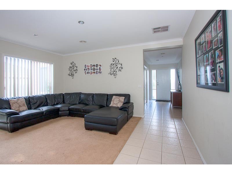 10 Yardley Street, Sunbury VIC 3429