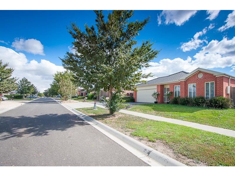 10 Yardley Street, Sunbury VIC 3429