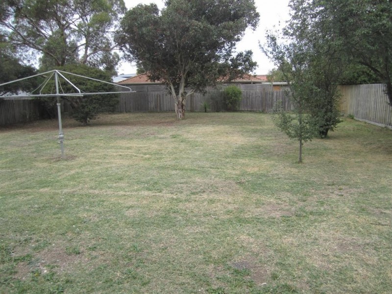 39 PASLEY STREET, Sunbury VIC 3429