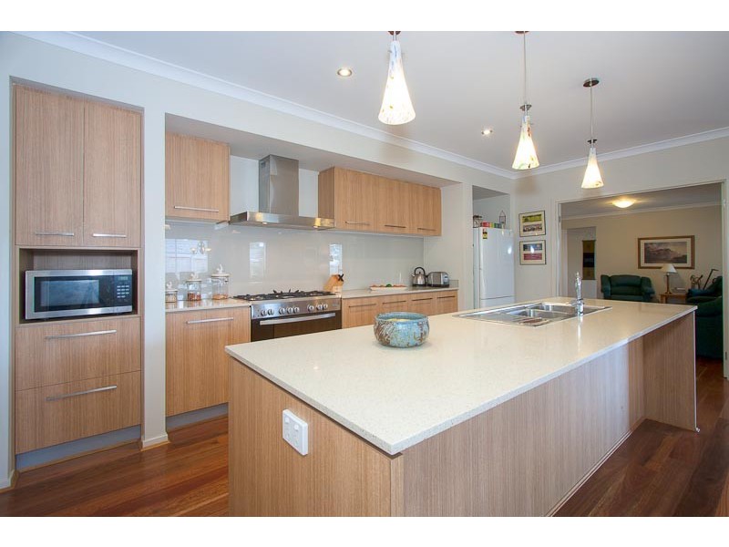 226 Riddell Road, Sunbury VIC 3429