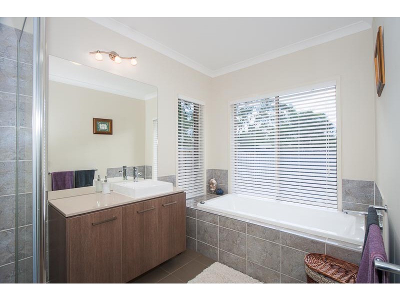 226 Riddell Road, Sunbury VIC 3429