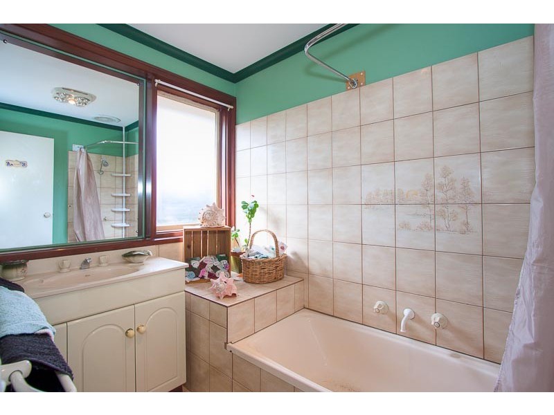 360 Elizabeth Drive, Sunbury VIC 3429