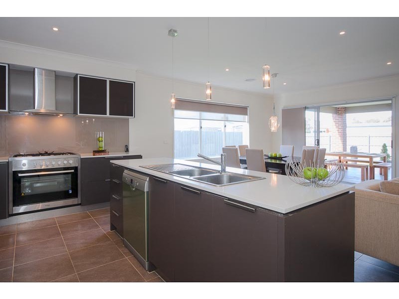 191 Mitchells Lane, Sunbury VIC 3429