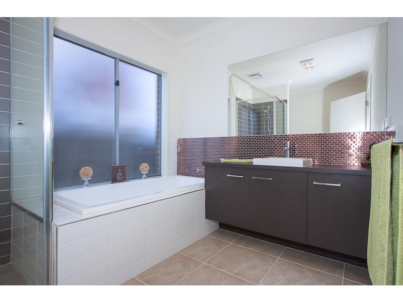 191 Mitchells Lane, Sunbury VIC 3429