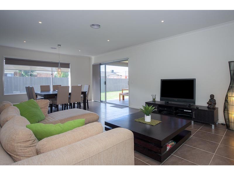 191 Mitchells Lane, Sunbury VIC 3429