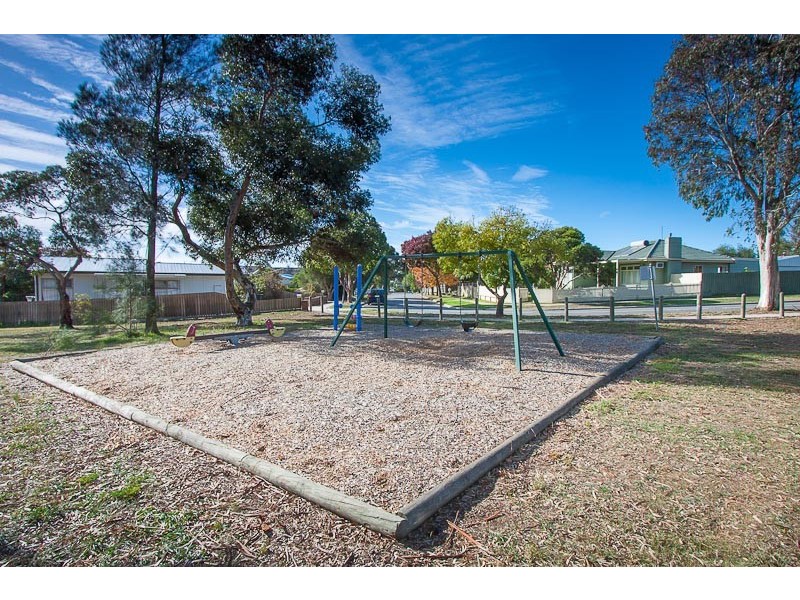 15 Hume Street, Sunbury VIC 3429