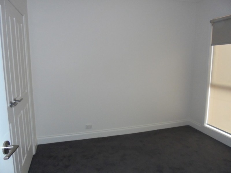 2/168 O’SHANASSY STREET, Sunbury VIC 3429