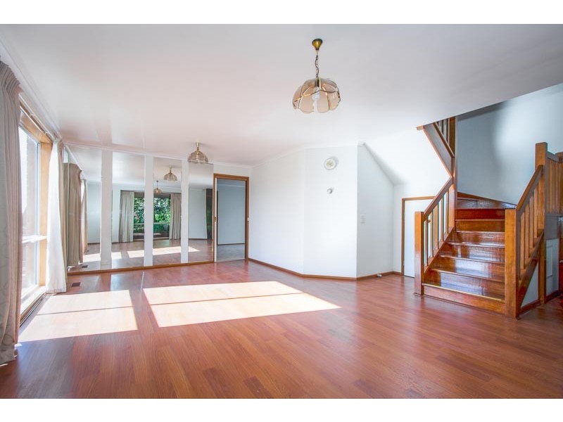 11 Sturt Street, Sunbury VIC 3429