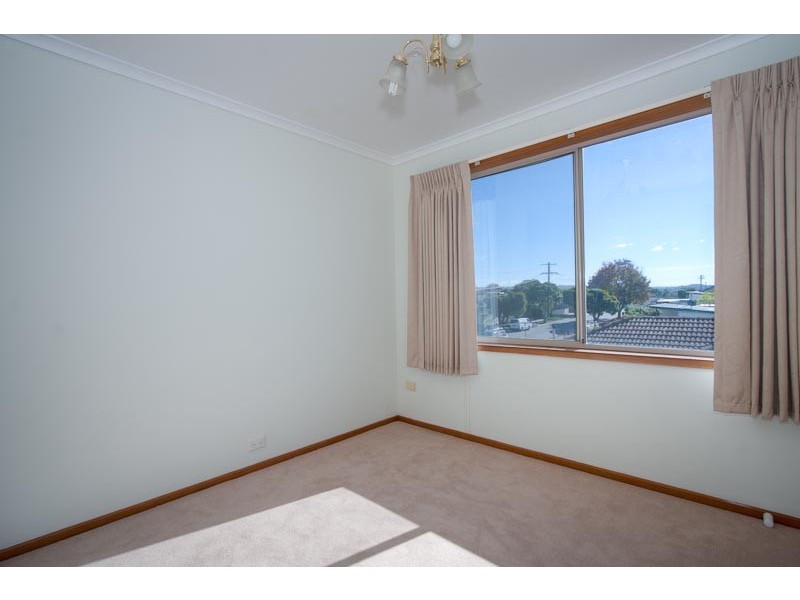 11 Sturt Street, Sunbury VIC 3429