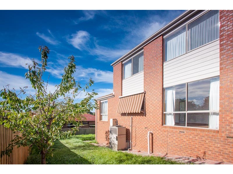 11 Sturt Street, Sunbury VIC 3429