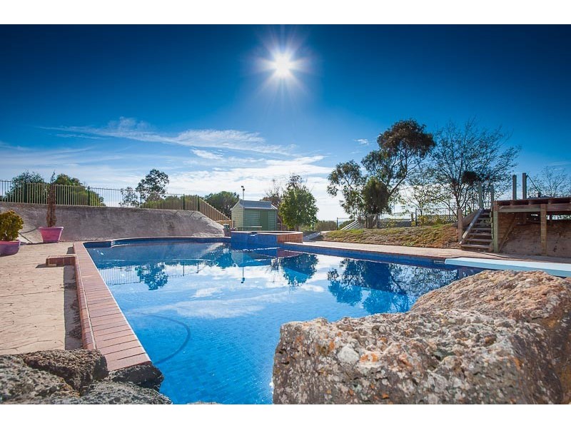 40 Callander Close, Sunbury VIC 3429