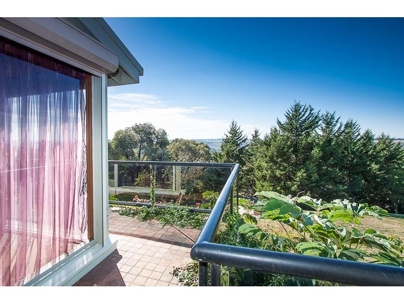 40 Callander Close, Sunbury VIC 3429