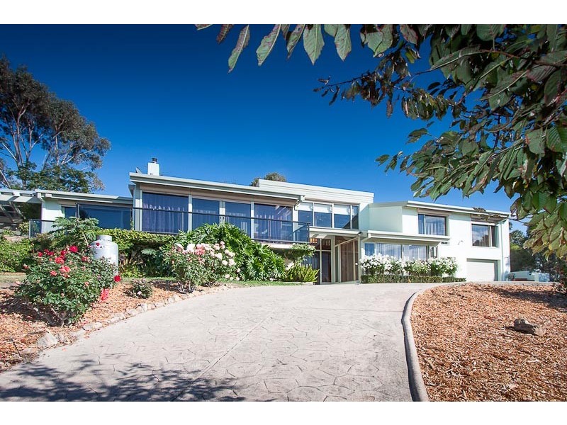 40 Callander Close, Sunbury VIC 3429