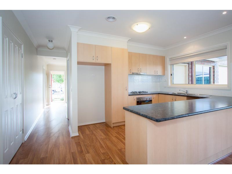 4 Healy Avenue, Sunbury VIC 3429