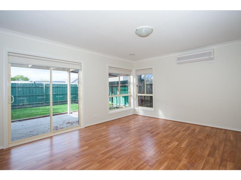 4 Healy Avenue, Sunbury VIC 3429