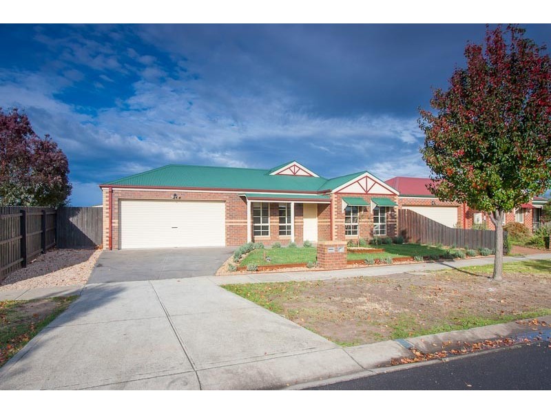 4 Healy Avenue, Sunbury VIC 3429