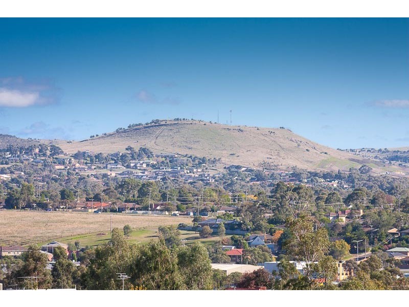 17 Outlook Way, Sunbury VIC 3429